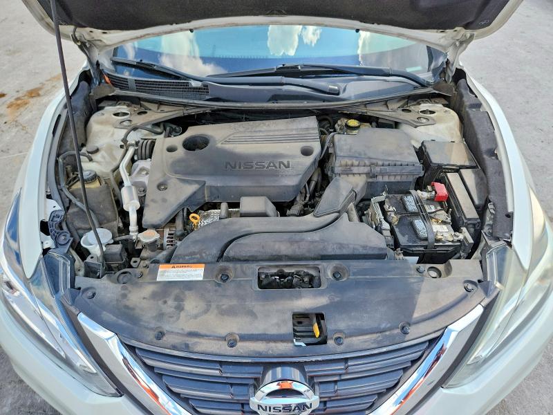Продажа на аукционе авто 2017 Nissan Altima, vin: 1N4AL3AP9HC222352, номер лота: 66319376