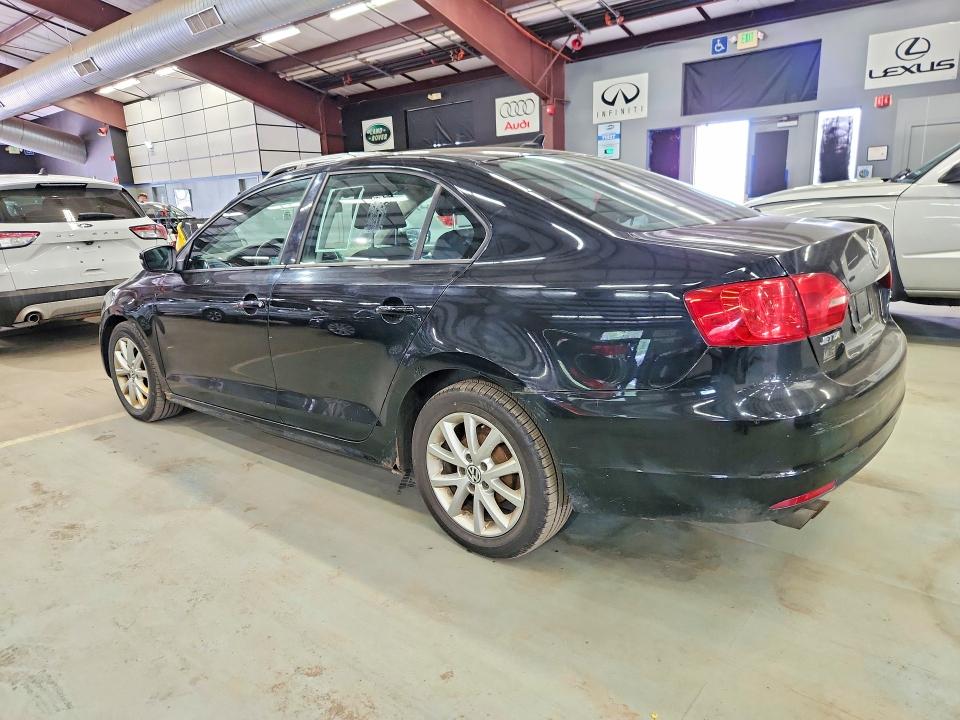 67242926 :رقم المزاد ، 3VWDZ7AJ1BM359751 vin ، 2011 Volkswagen Jetta مزاد بيع