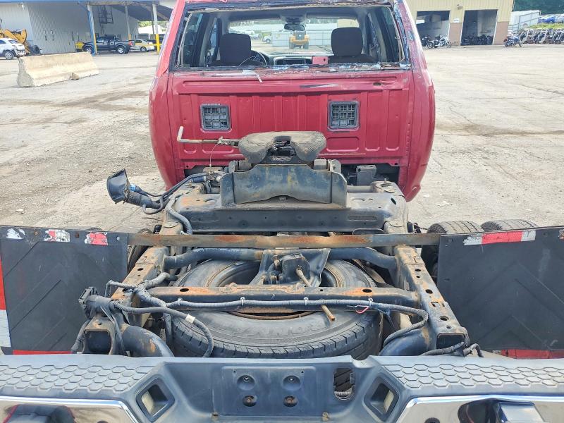 65448696 :رقم المزاد ، 3C6UR5DL1FG685971 vin ، 2015 Ram 2500 مزاد بيع