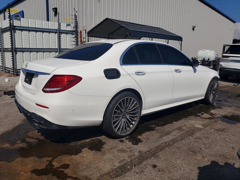 2017 Mercedes-benz E მანქანა იყიდება აუქციონზე, vin: WDDZF4JB4HA098698, აუქციონის ნომერი: 63517756