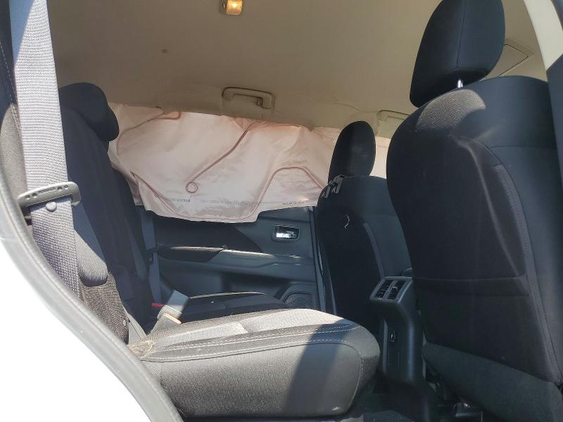 2019 Mitsubishi Outlander მანქანა იყიდება აუქციონზე, vin: JA4AZ2A32KZ609758, აუქციონის ნომერი: 65277796