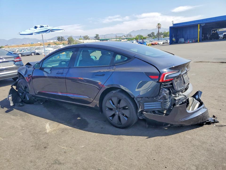 64778716 :رقم المزاد ، 5YJ3E1EAXSF942941 vin ، 2025 Tesla Model 3 مزاد بيع
