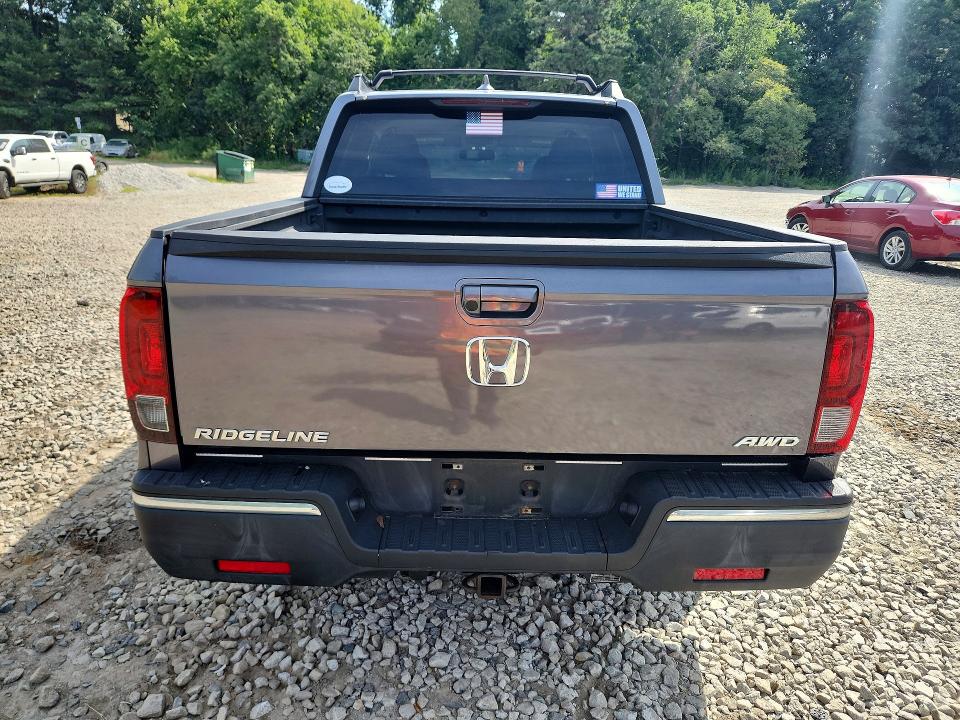 2017 Honda Ridgeline მანქანა იყიდება აუქციონზე, vin: 5FPYK3F60HB007013, აუქციონის ნომერი: 65934696