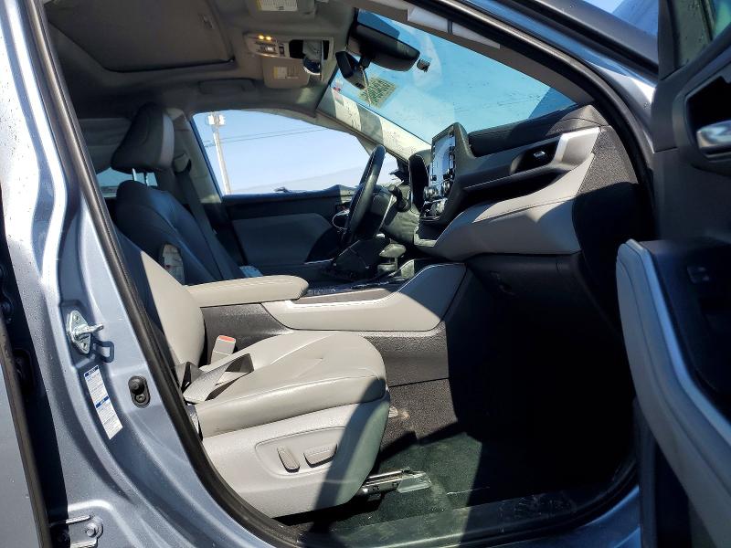 63543946 :رقم المزاد ، 5TDHZRBH3MS134875 vin ، 2021 Toyota Highlander مزاد بيع