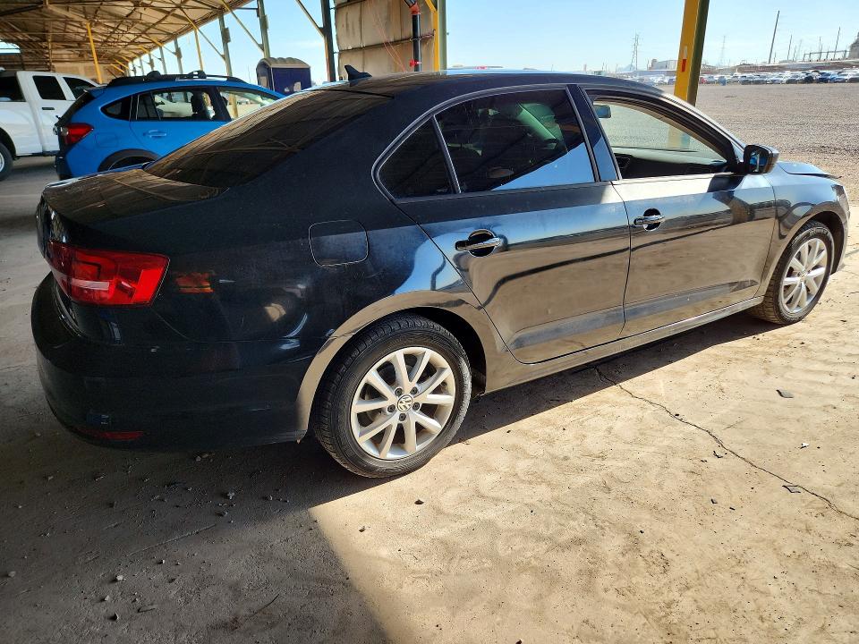 66289086 :رقم المزاد ، 3VWD17AJ5FM260962 vin ، 2015 Volkswagen Jetta مزاد بيع