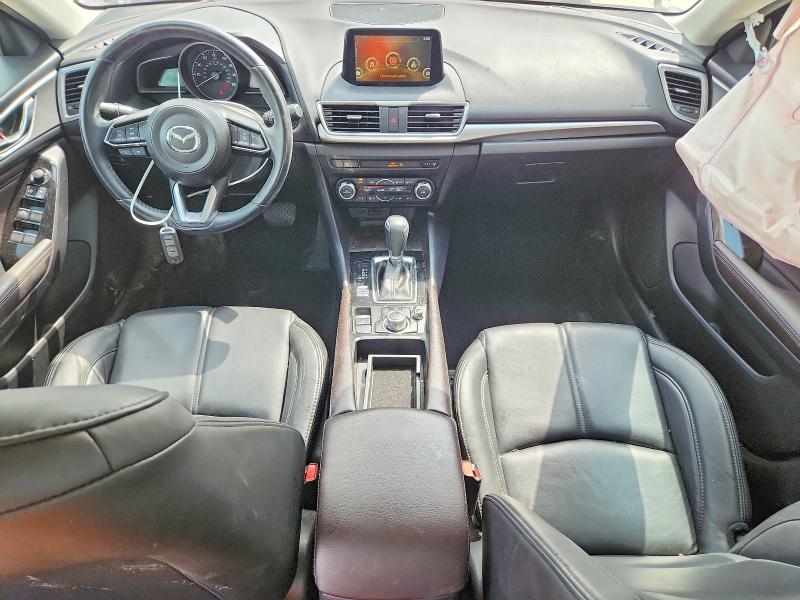 64164706 :رقم المزاد ، 3MZBN1V76HM150674 vin ، 2017 Mazda 3 مزاد بيع