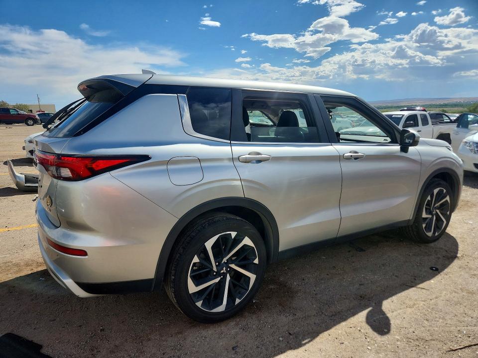 2023 Mitsubishi Outlander მანქანა იყიდება აუქციონზე, vin: JA4J4UA86PZ039387, აუქციონის ნომერი: 65615386