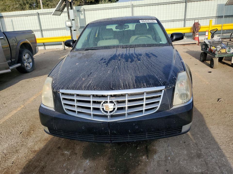2008 Cadillac Dts მანქანა იყიდება აუქციონზე, vin: 1G6KD57Y38U158135, აუქციონის ნომერი: 66428726