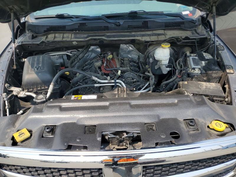 62497296 :رقم المزاد ، 1C6RR7GG2JS307479 vin ، 2018 Ram 1500 مزاد بيع