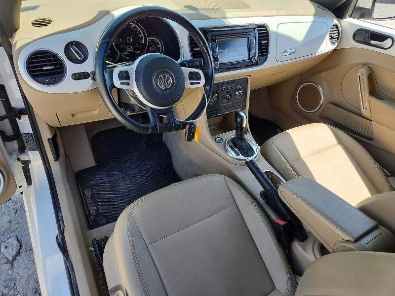 64339136 :رقم المزاد ، 3VW5X7AT7DM828419 vin ، 2013 Volkswagen Beetle مزاد بيع