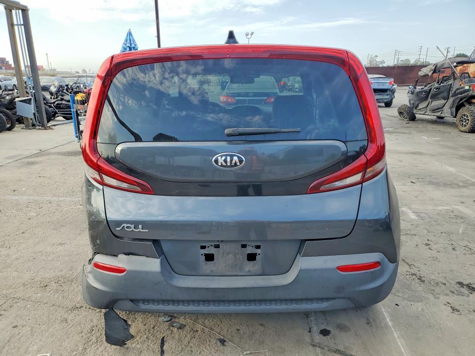 Auction sale of the 2020 Kia Soul, vin: KNDJ23AU8L7728632, lot number: 64811276