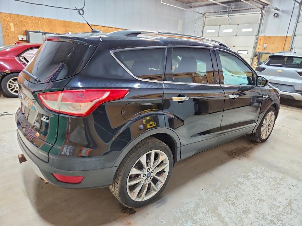Продажа на аукционе авто 2016 Ford Escape, vin: 1FMCU9G90GUA36733, номер лота: 62439706