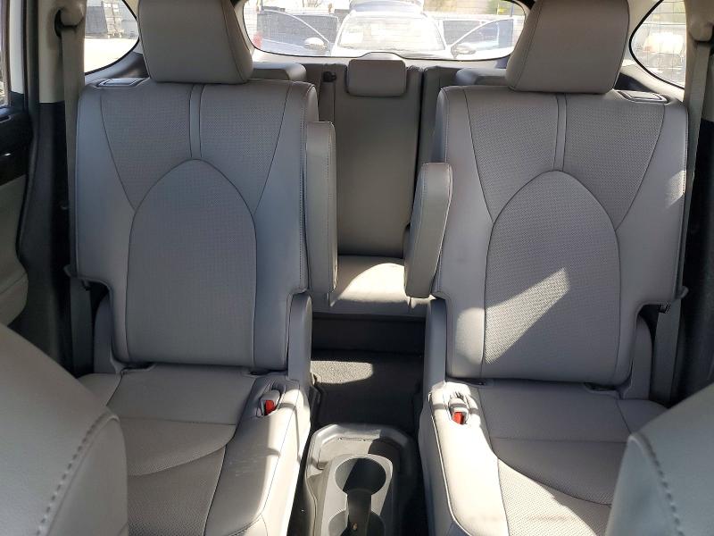 2023 Toyota Highlander Hybrid მანქანა იყიდება აუქციონზე, vin: 5TDYARAH4PS522887, აუქციონის ნომერი: 64062776