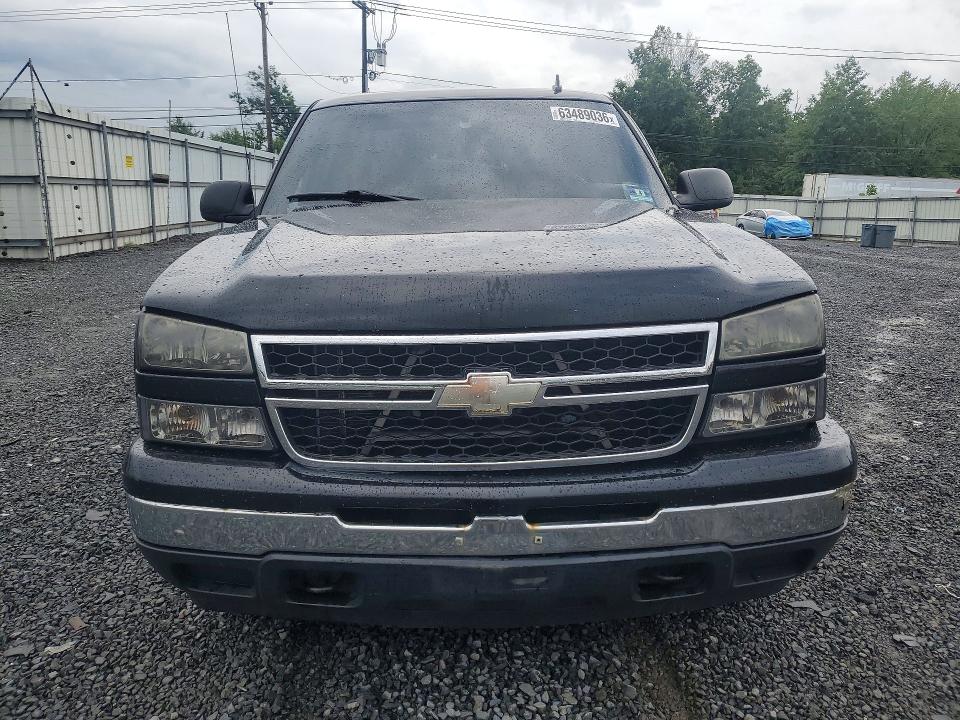 Продажа на аукционе авто 2007 Chevrolet Silverado, vin: 1GCEK19Z57E150738, номер лота: 63489036