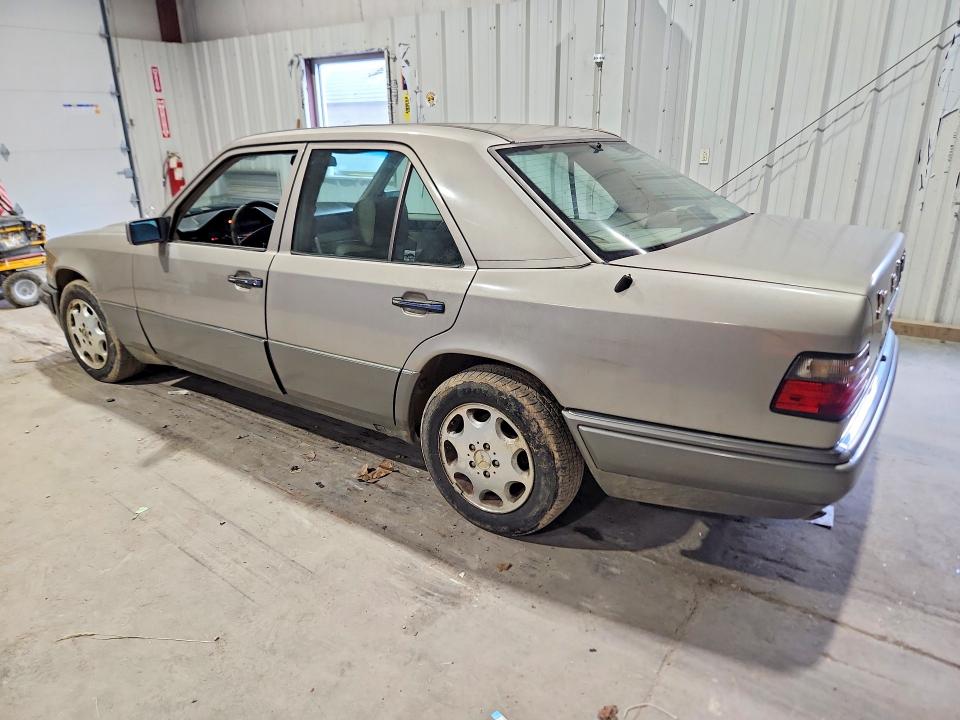 Aukcja sprzedaży 1995 Mercedes-benz E, vin: WDBEA32E8SC225845, numer aukcji: 65025826