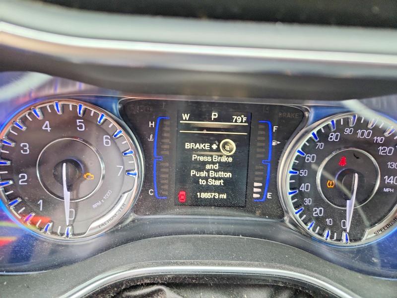 Продаж на аукціоні авто 2015 Chrysler 200, vin: 1C3CCCAB2FN616515, номер лоту: 63539846