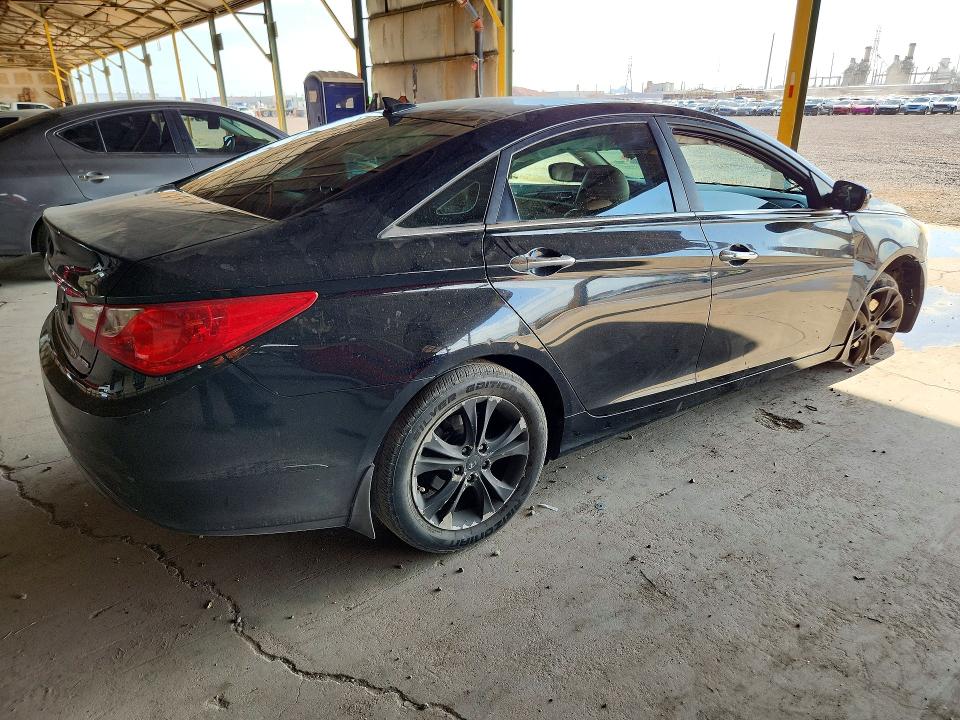 63612346 :رقم المزاد ، 5NPEC4ACXDH537626 vin ، 2013 Hyundai Sonata مزاد بيع