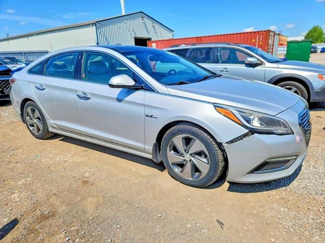 Продаж на аукціоні авто 2016 Hyundai Sonata Hybrid, vin: KMHE34L19GA036357, номер лоту: 65081306