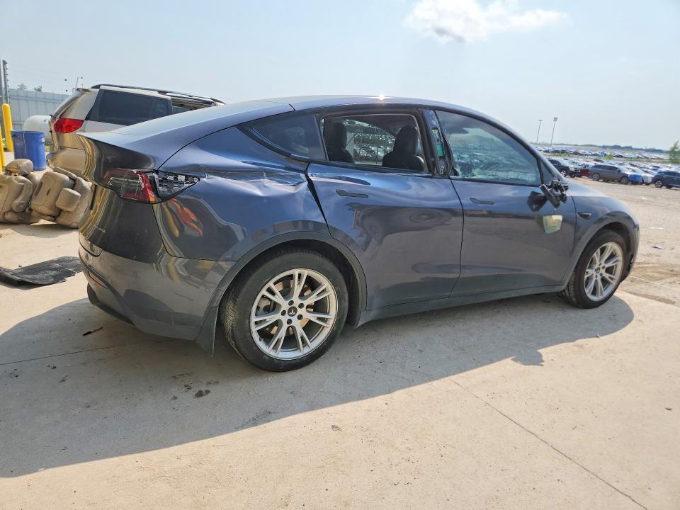 64550756 :رقم المزاد ، 5YJYGDEE5MF188595 vin ، 2021 Tesla Model Y مزاد بيع
