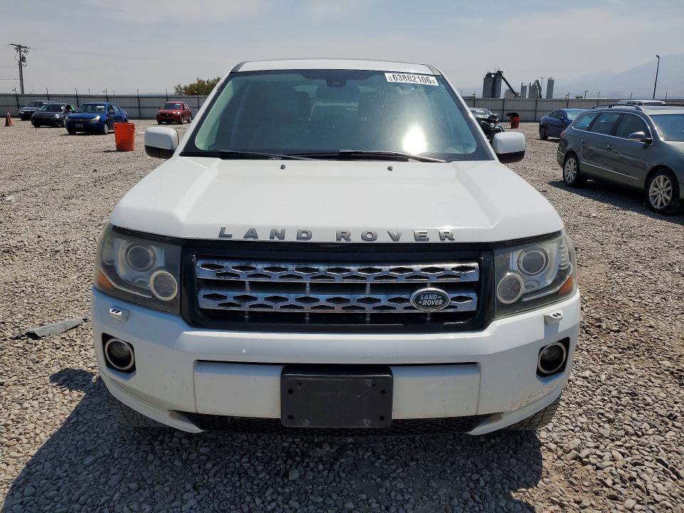 63882106 :رقم المزاد ، SALFR2BG4DH330892 vin ، 2013 Land Rover Lr2 مزاد بيع