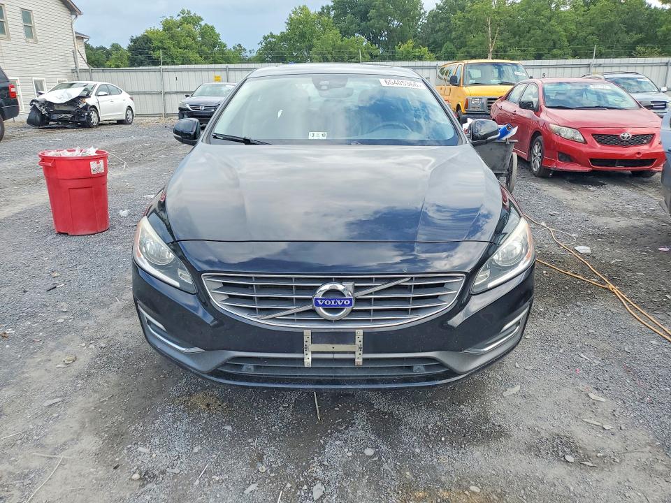 Продаж на аукціоні авто 2017 Volvo S60, vin: LYV402HK2HB147339, номер лоту: 65405366