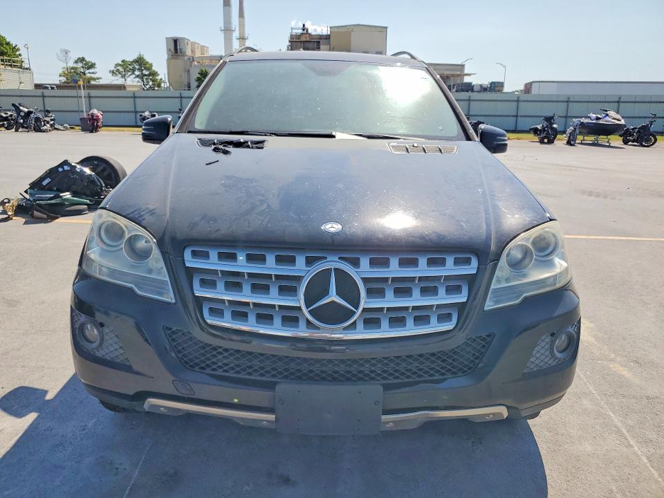 Продажа на аукционе авто 2011 Mercedes-benz Ml, vin: 4JGBB5GB8BA677118, номер лота: 64473296
