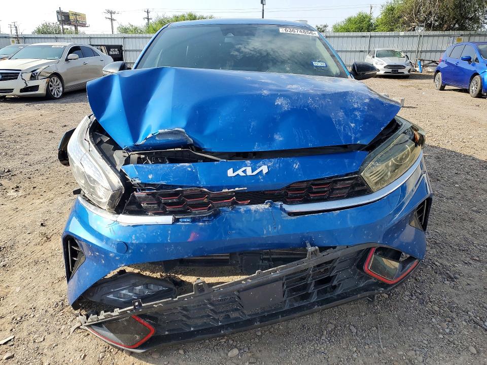 2022 Kia Forte მანქანა იყიდება აუქციონზე, vin: 3KPF54ADXNE418861, აუქციონის ნომერი: 63674856