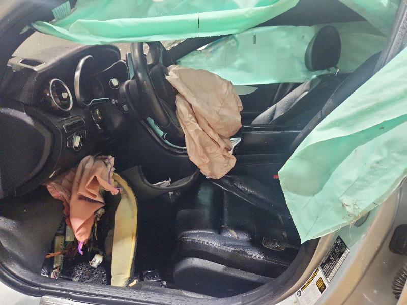 66032036 :رقم المزاد ، 55SWF4KBXHU179805 vin ، 2017 Mercedes-benz C مزاد بيع