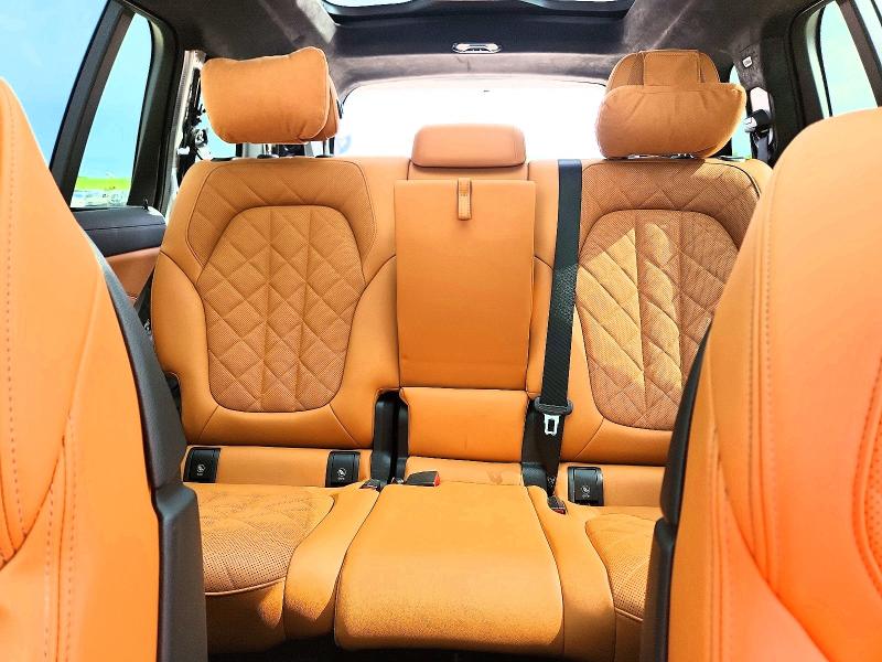 64581066 :رقم المزاد ، 5UX23EM0XR9S36542 vin ، 2024 Bmw X7 مزاد بيع