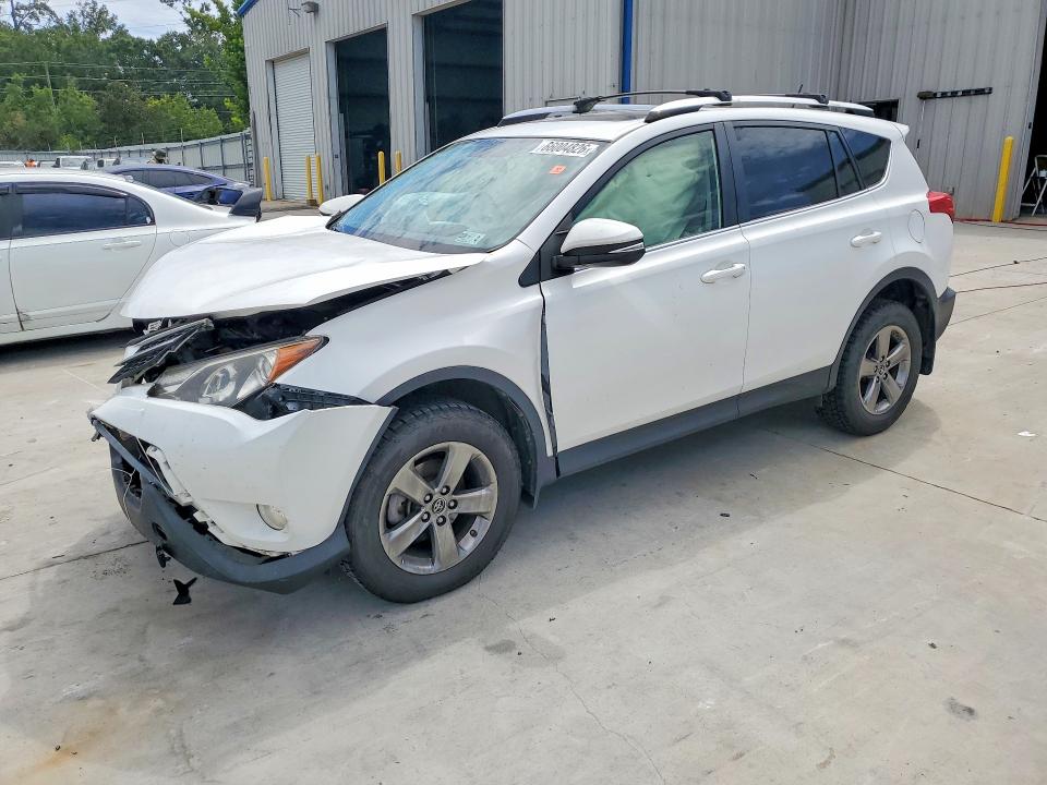 Продаж на аукціоні авто 2015 Toyota Rav4, vin: JTMRFREV8FD157601, номер лоту: 66004826