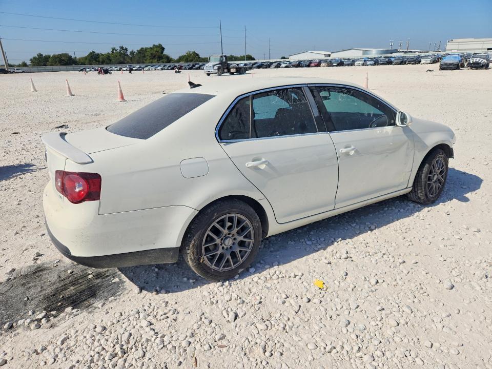 66064116 :رقم المزاد ، 3VWRM71KX8M168769 vin ، 2008 Volkswagen Jetta مزاد بيع