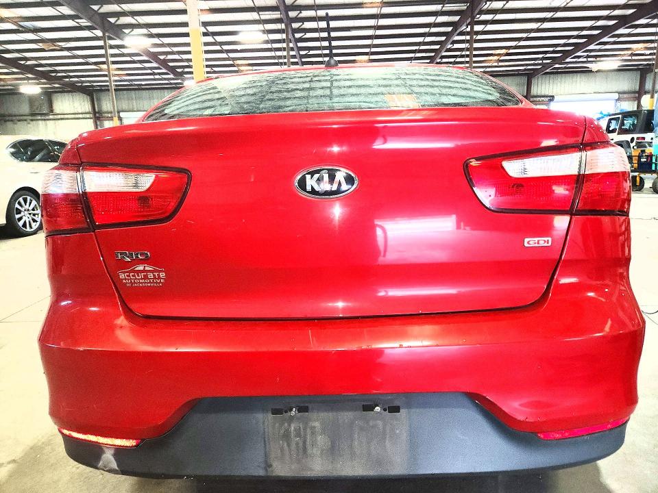 64970016 :رقم المزاد ، KNADM4A35H6005710 vin ، 2017 Kia Rio مزاد بيع