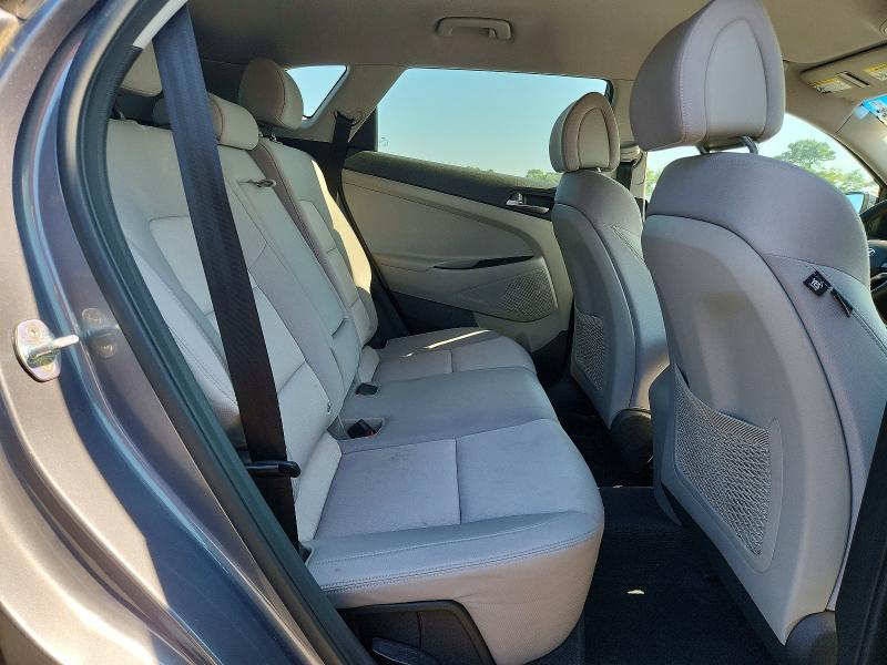 63967466 :رقم المزاد ، KM8J3CA49HU551171 vin ، 2017 Hyundai Tucson مزاد بيع