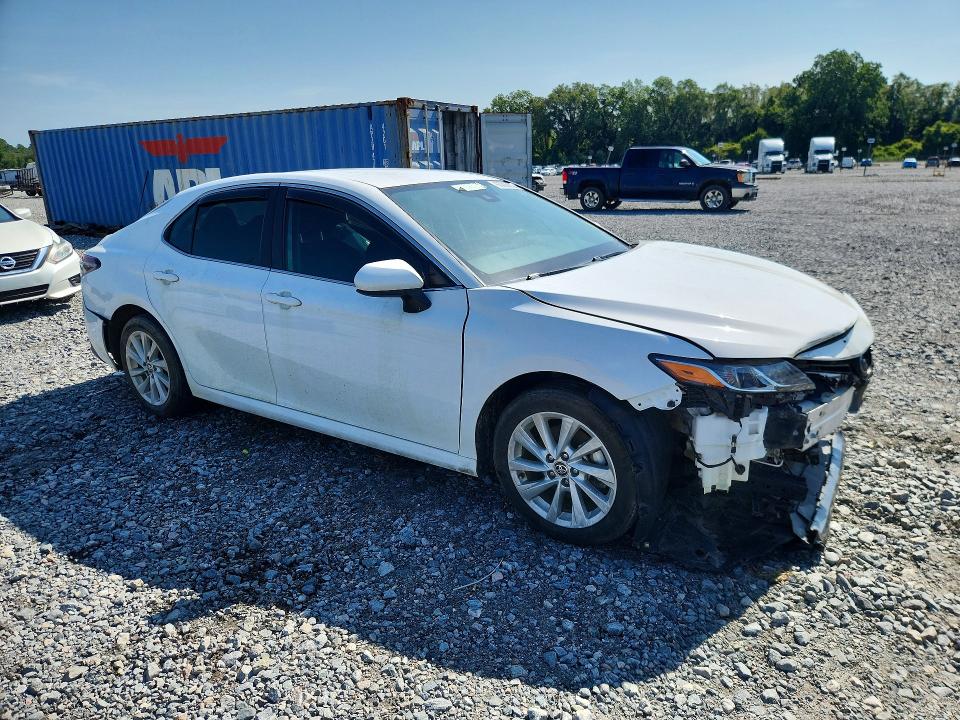 2023 Toyota Camry მანქანა იყიდება აუქციონზე, vin: 4T1C11AK0PU138653, აუქციონის ნომერი: 63926836