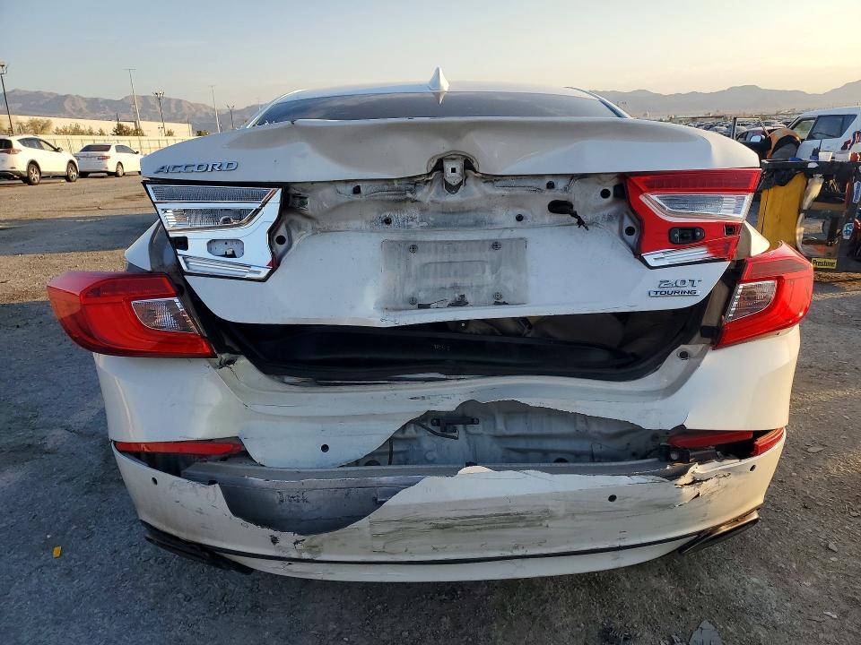 Aukcja sprzedaży 2018 Honda Accord, vin: 1HGCV2F9XJA053074, numer aukcji: 61791696