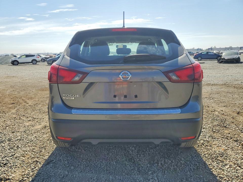 66112216 :رقم المزاد ، JN1BJ1CP3HW029833 vin ، 2017 Nissan Rogue Sport مزاد بيع