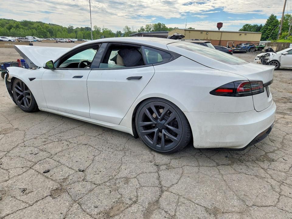 Продажа на аукционе авто 2024 Tesla Model S, vin: 5YJSA1E50RF537062, номер лота: 63263236