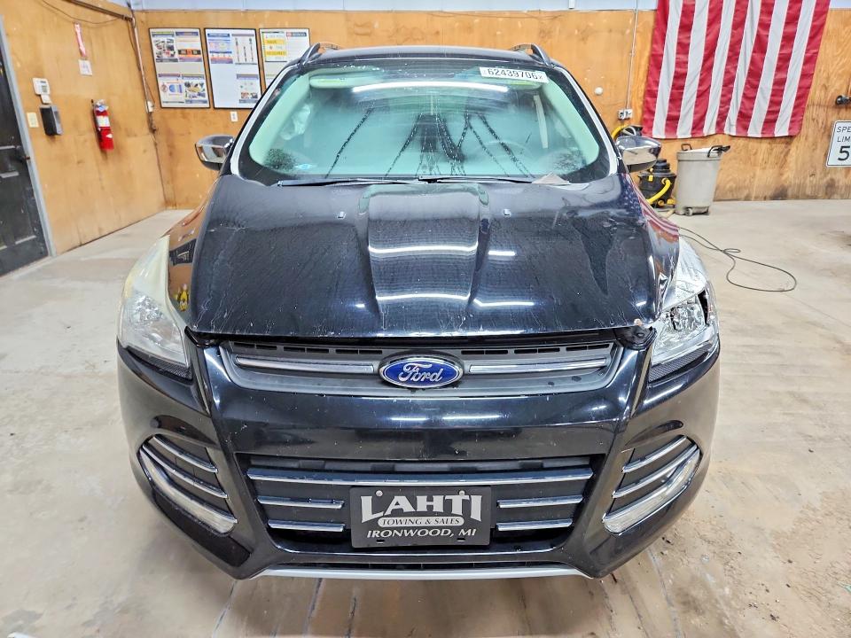 Продажа на аукционе авто 2016 Ford Escape, vin: 1FMCU9G90GUA36733, номер лота: 62439706