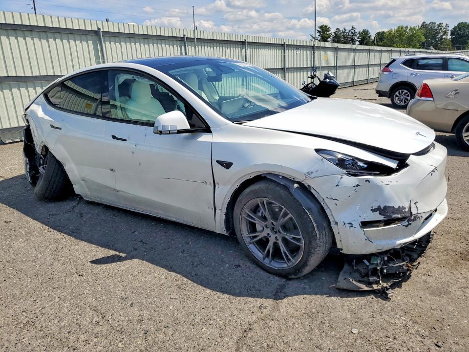 65627456 :رقم المزاد ، 7SAYGDEE7RF213541 vin ، 2024 Tesla Model Y مزاد بيع