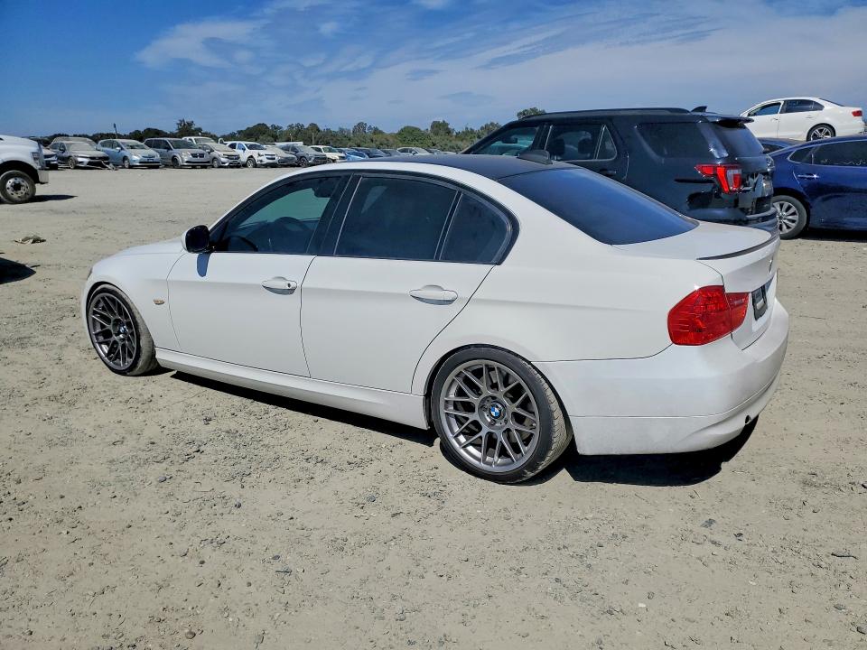 65167276 :رقم المزاد ، WBAPN7C59BA782101 vin ، 2011 Bmw 335 مزاد بيع