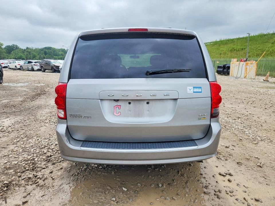65651526 :رقم المزاد ، 2C4RDGEG1JR238991 vin ، 2018 Dodge Grand Caravan مزاد بيع
