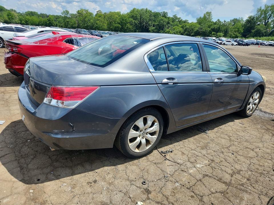 2008 Honda Accord მანქანა იყიდება აუქციონზე, vin: 1HGCP26748A036158, აუქციონის ნომერი: 63033486