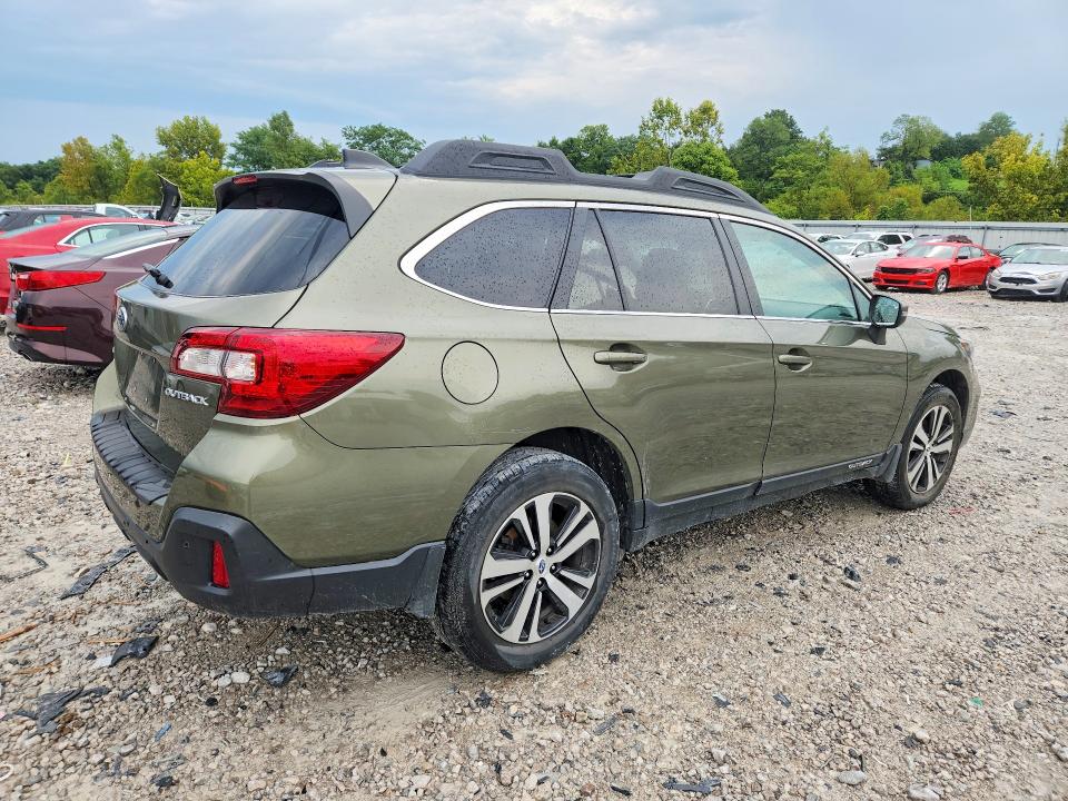 64183136 :رقم المزاد ، 4S4BSANC6K3204763 vin ، 2019 Subaru Outback مزاد بيع