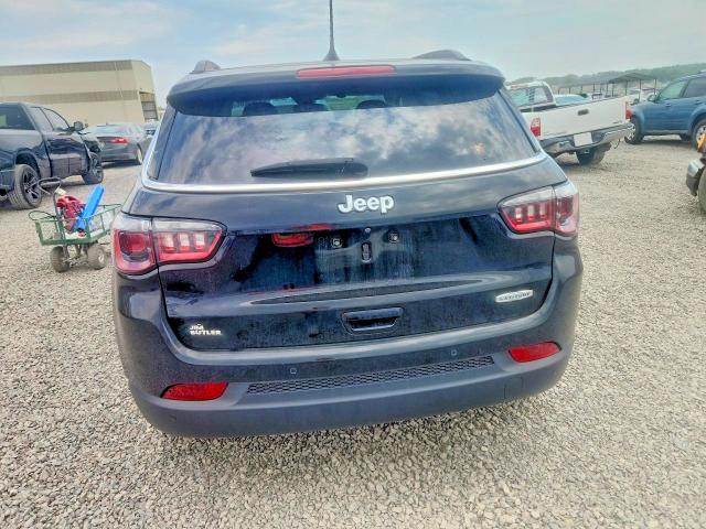 63763086 :رقم المزاد ، 3C4NJCBB5LT252871 vin ، 2020 Jeep Compass مزاد بيع