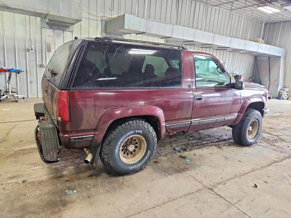 Продаж на аукціоні авто 1995 Gmc Yukon, vin: 1GKEK18K0SJ743870, номер лоту: 64607336