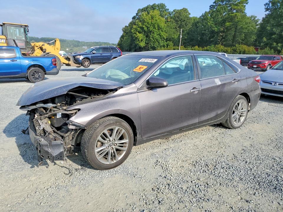 2015 Toyota Camry მანქანა იყიდება აუქციონზე, vin: 4T1BF1FK1FU483694, აუქციონის ნომერი: 67015106