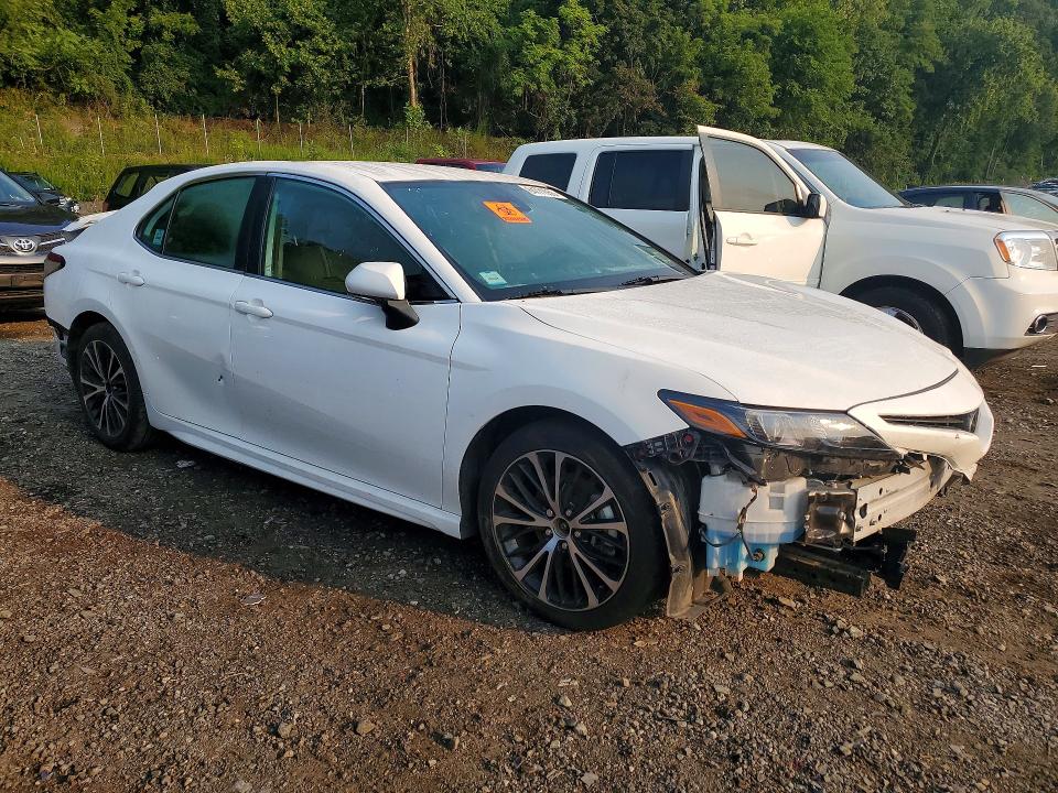 64771556 :رقم المزاد ، 4T1G11AKXRU198945 vin ، 2024 Toyota Camry مزاد بيع