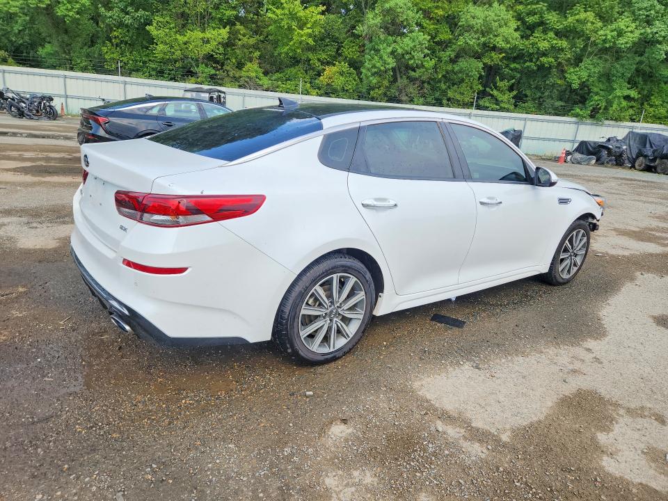 Auction sale of the 2020 Kia Optima, vin: 5XXGU4L12LG412616, lot number: 63237096