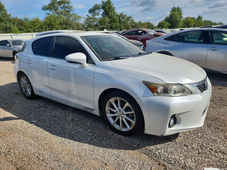 66667776 :رقم المزاد ، JTHKD5BH0D2151359 vin ، 2013 Lexus Ct مزاد بيع