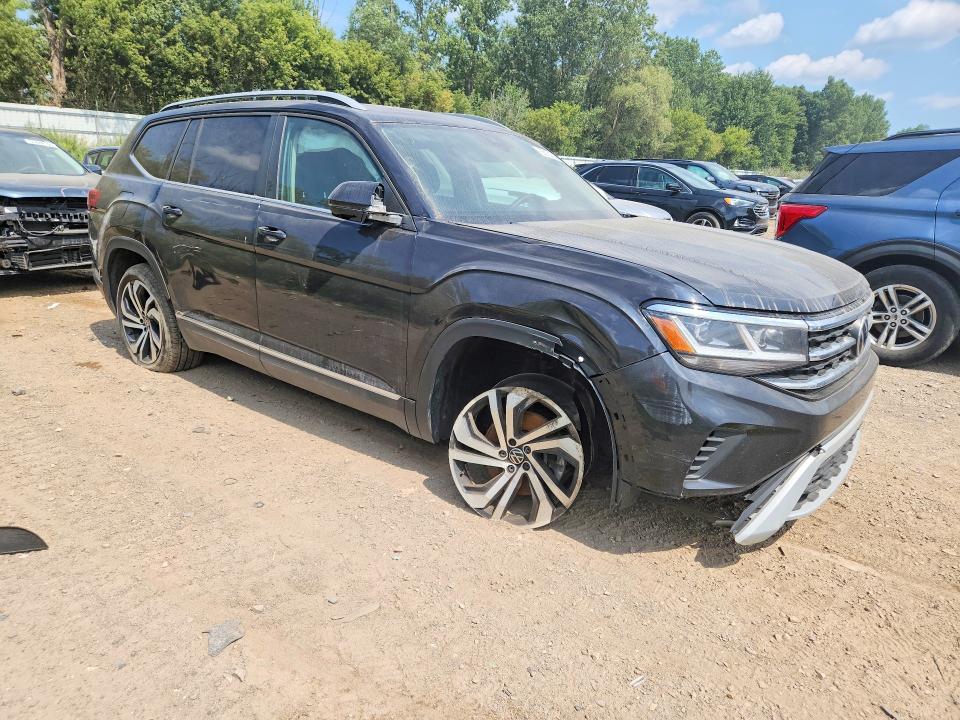 66101036 :رقم المزاد ، 1V2BR2CA6NC563900 vin ، 2022 Volkswagen Atlas مزاد بيع
